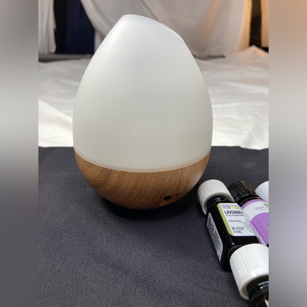 Aroma‎ Diffuser with Essential Oil Set - Picture 2 of 10